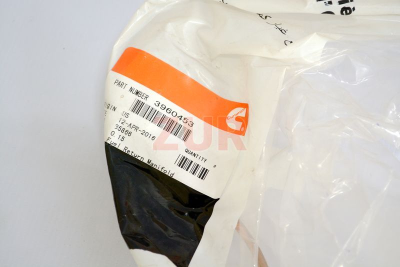 Трубка обратки 1,2,3,4,5,6 цилиндров 6BT,EQB180 3960453 3960453