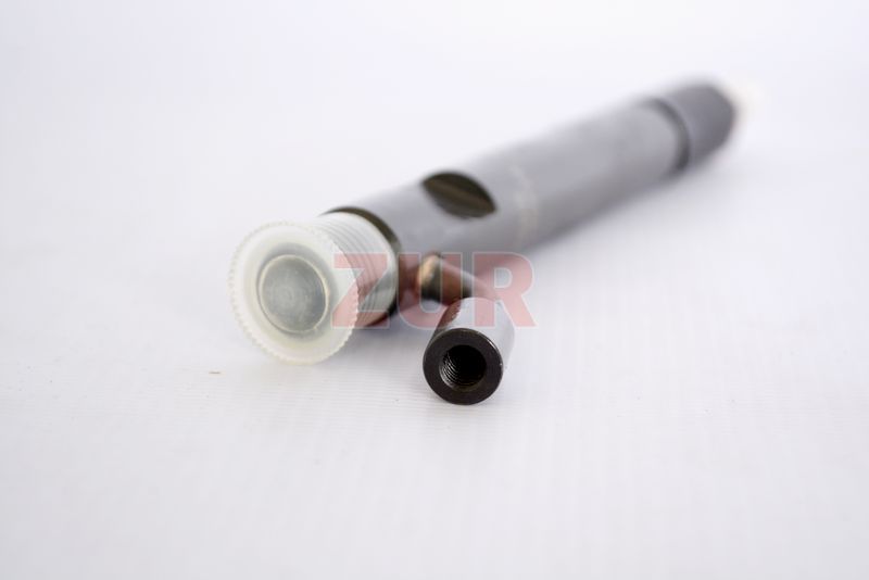 Форсунка топл. 6CT 3966818 / 4089437 3966818 3966818