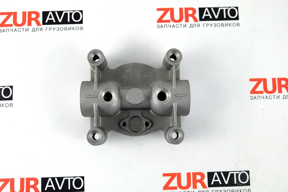 Головка топливного фильтра ISLe,ISDe,ISBe 4990848 3969680 3969680