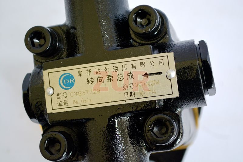 Насос ГУР 6BT 4937729 4937729