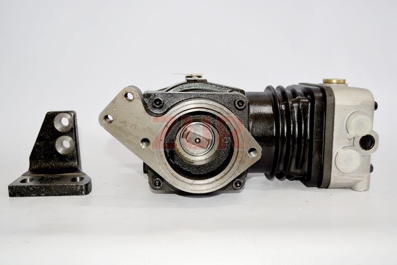 Компрессор воздушный 6BT, B5.9 (Д-102мм) 4941224 4941224